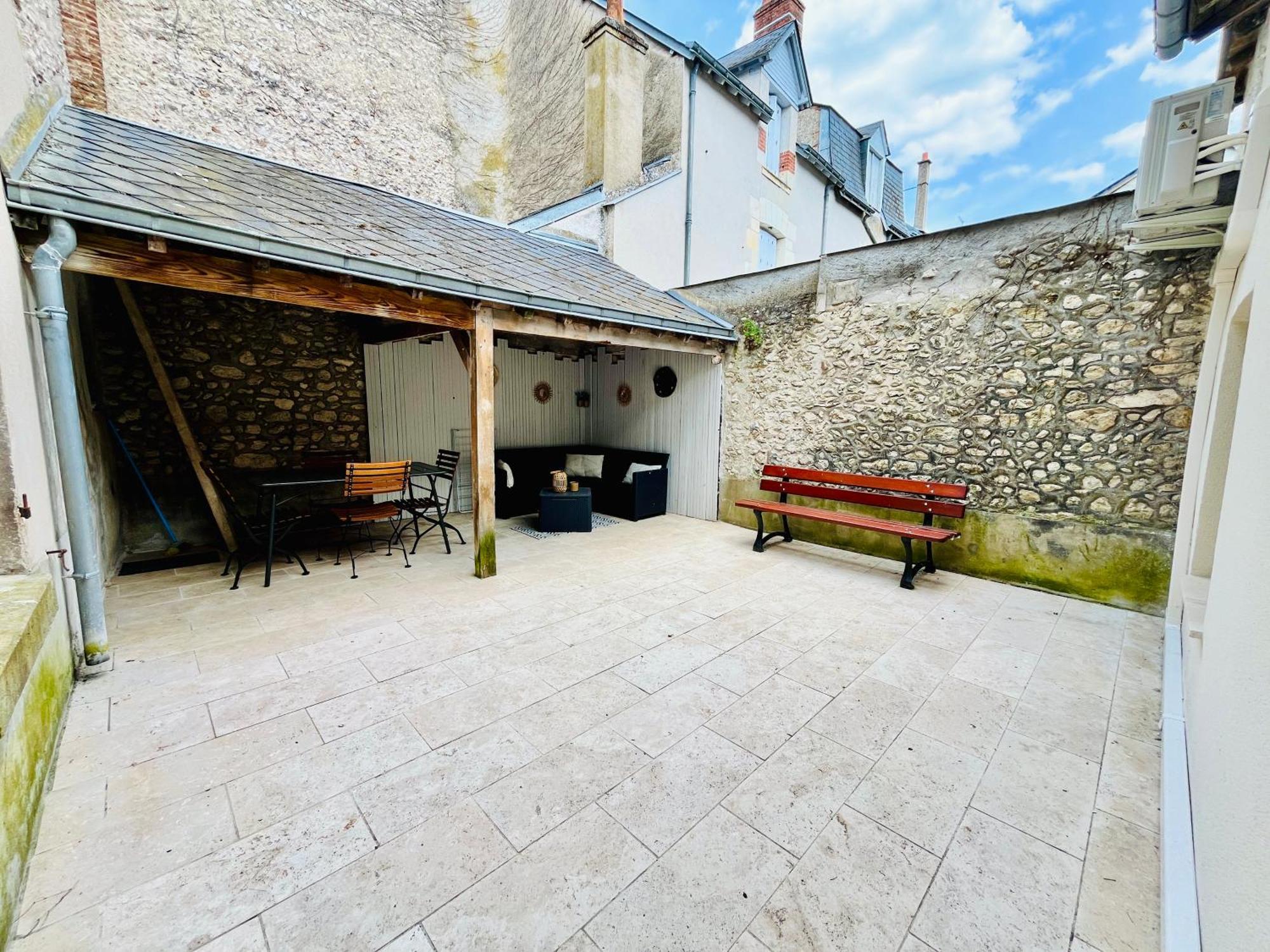 2 Suites, Cour Privee, Climatisation, Le Nid De Blois Vienne Eksteriør bilde
